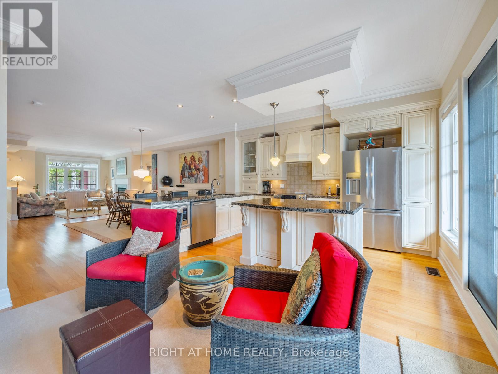 26 - 2369 Ontario Street, Oakville, Ontario  L6L 1A6 - Photo 18 - W12382009