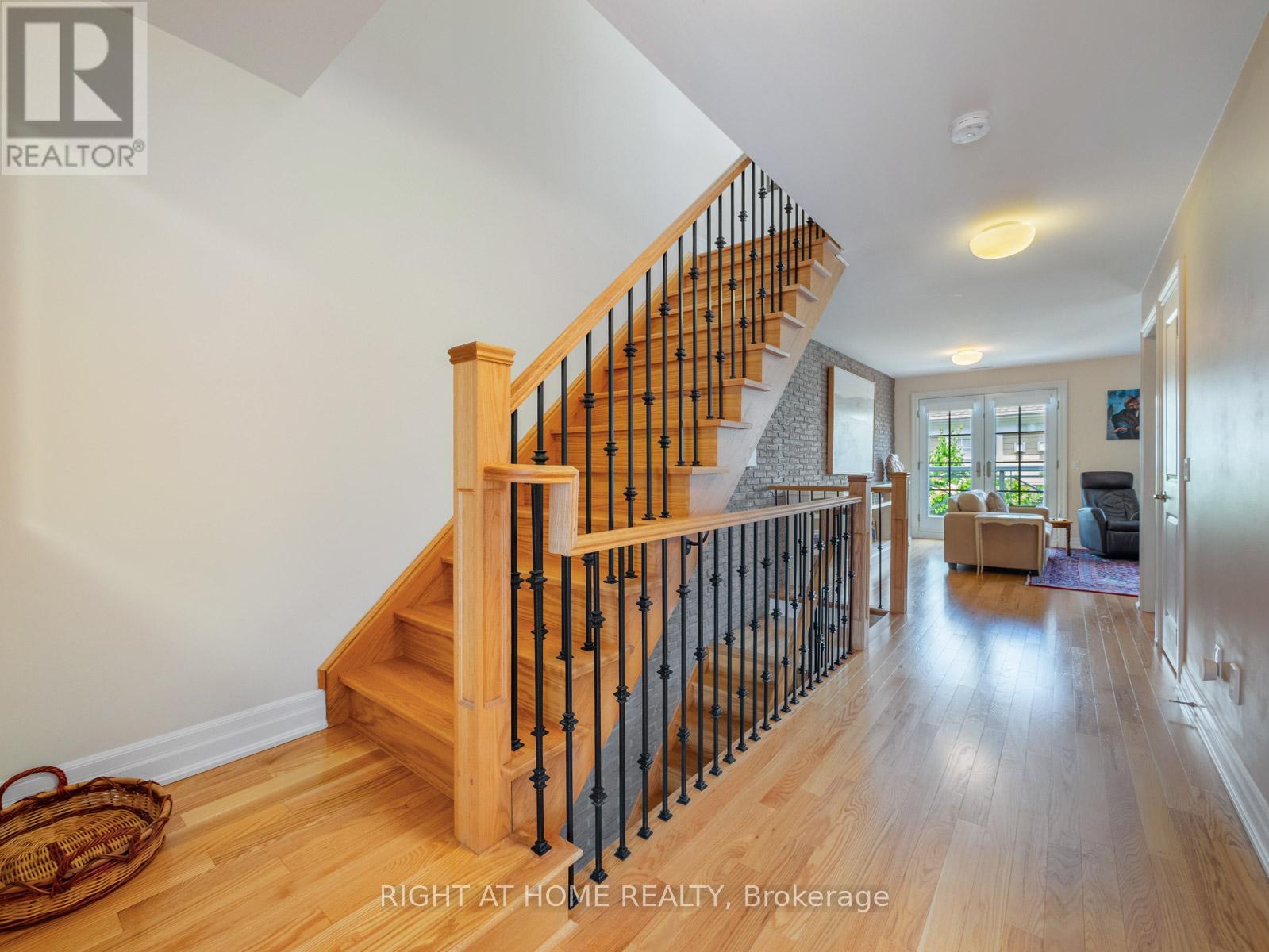 26 - 2369 Ontario Street, Oakville, Ontario  L6L 1A6 - Photo 30 - W12382009