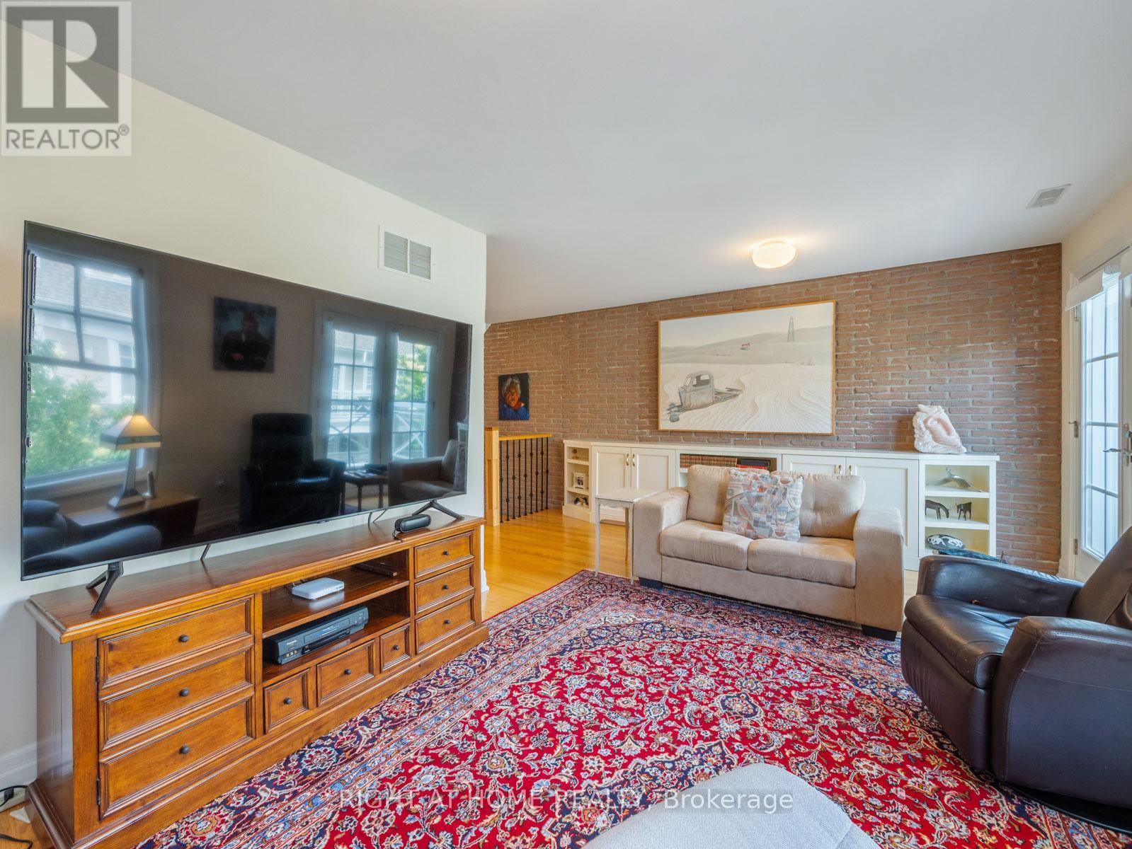 26 - 2369 Ontario Street, Oakville, Ontario  L6L 1A6 - Photo 34 - W12382009
