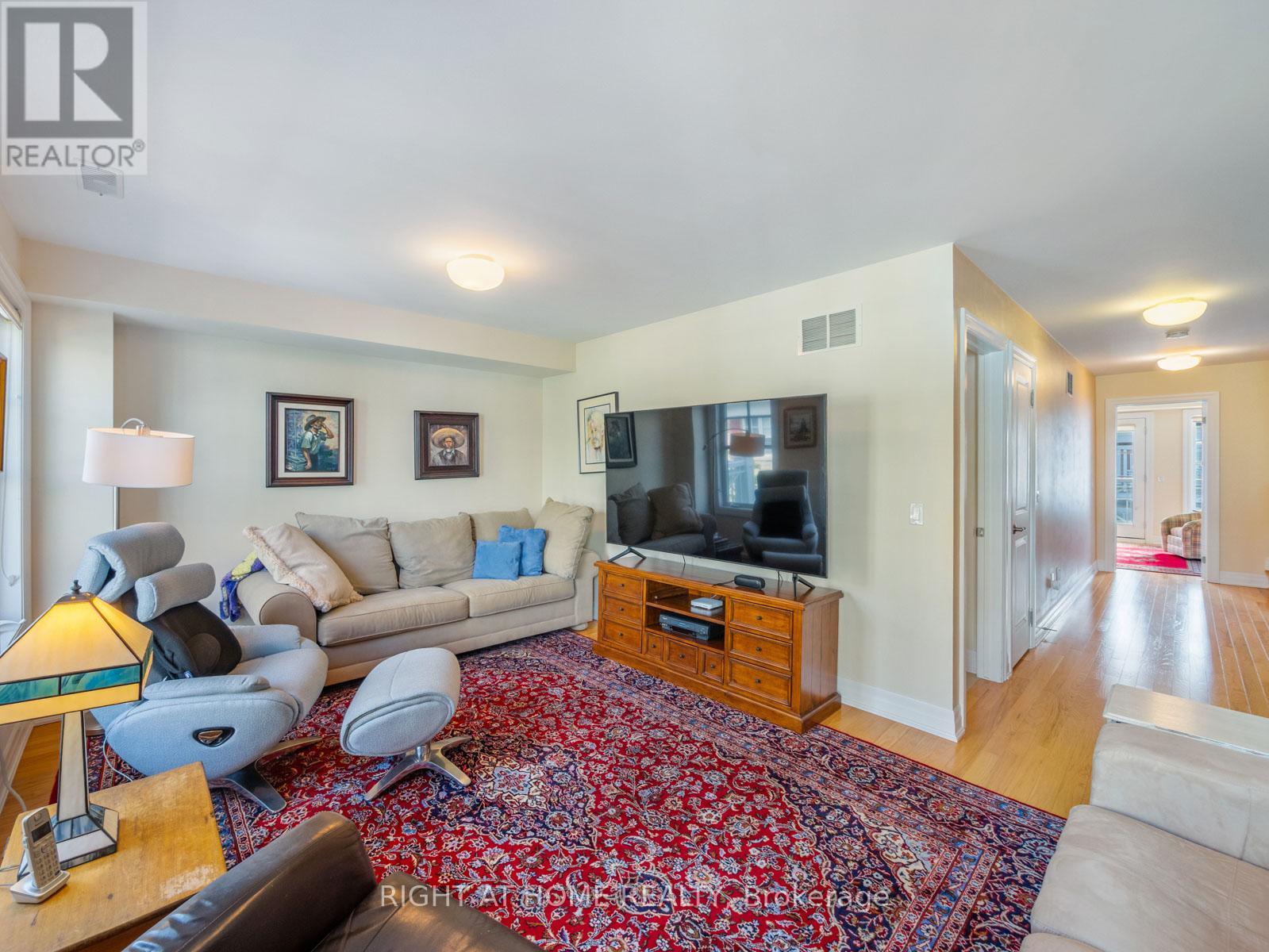 26 - 2369 Ontario Street, Oakville, Ontario  L6L 1A6 - Photo 36 - W12382009
