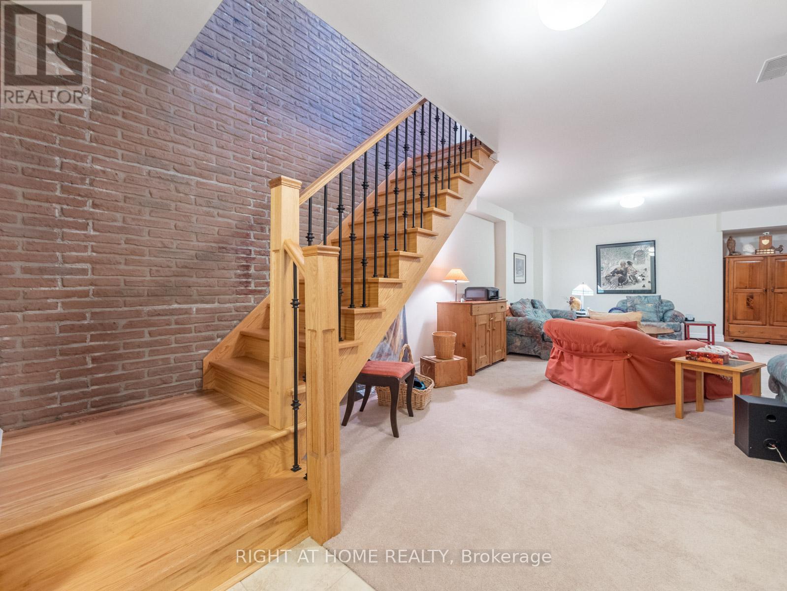 26 - 2369 Ontario Street, Oakville, Ontario  L6L 1A6 - Photo 46 - W12382009