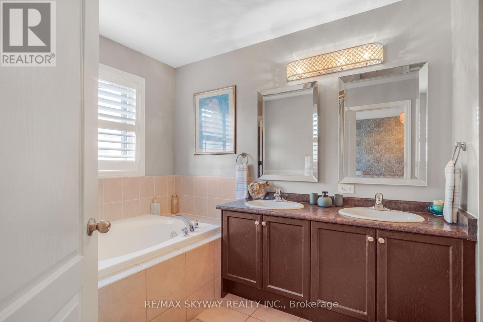 15 Tokara Avenue, Caledon, Ontario  L7C 3P4 - Photo 28 - W12382013