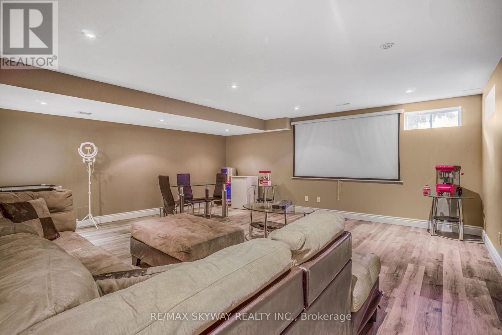 15 Tokara Avenue, Caledon, Ontario  L7C 3P4 - Photo 33 - W12382013