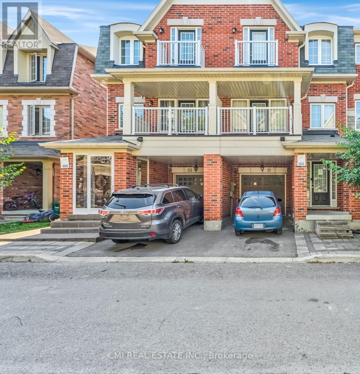 21 Kayak Heights, Brampton (Heart Lake East), Ontario  L6Z 0H8 - Photo 1 - W12382060