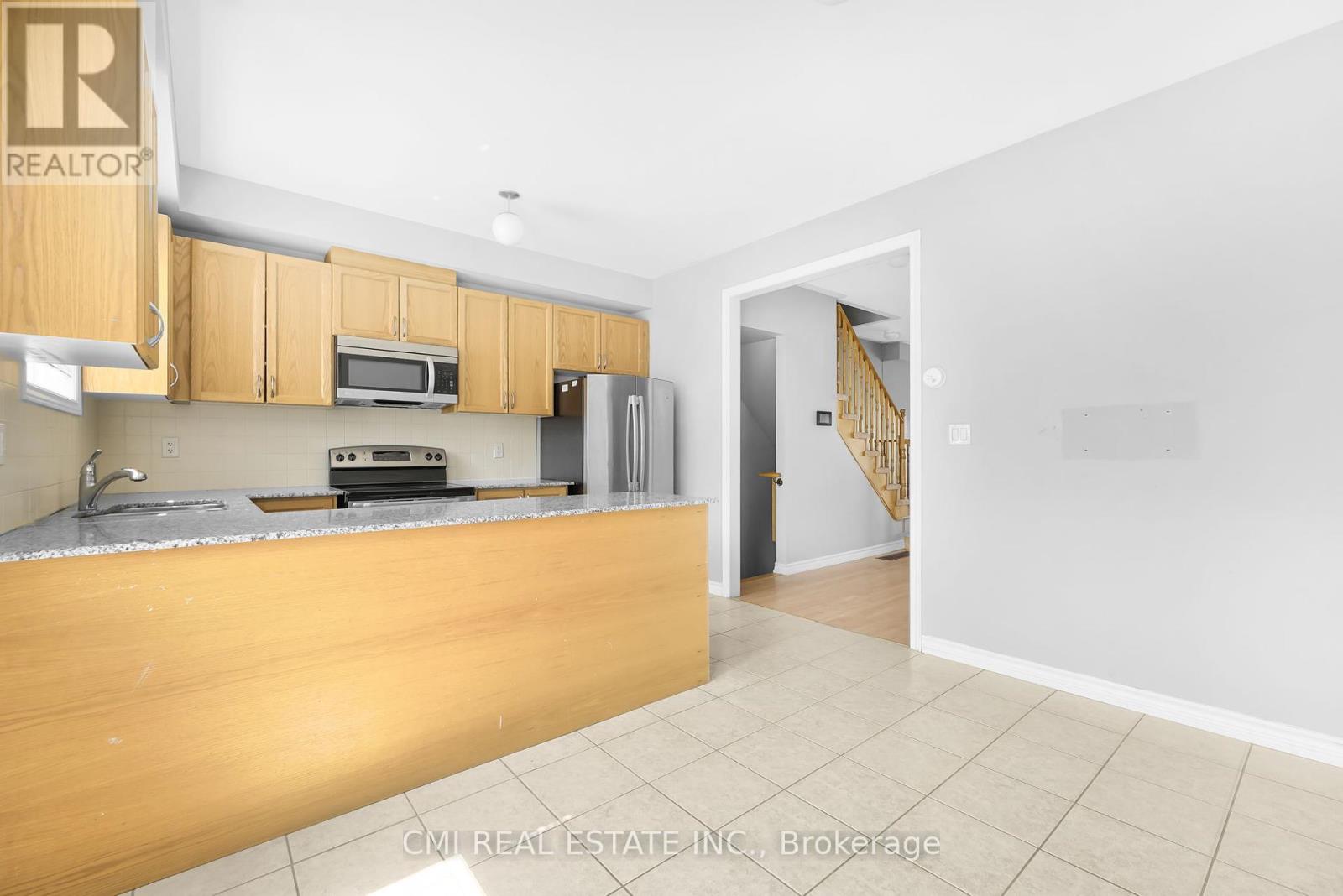 21 Kayak Heights, Brampton (Heart Lake East), Ontario  L6Z 0H8 - Photo 13 - W12382060