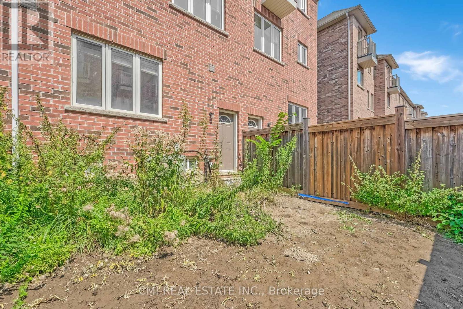 21 Kayak Heights, Brampton (Heart Lake East), Ontario  L6Z 0H8 - Photo 39 - W12382060