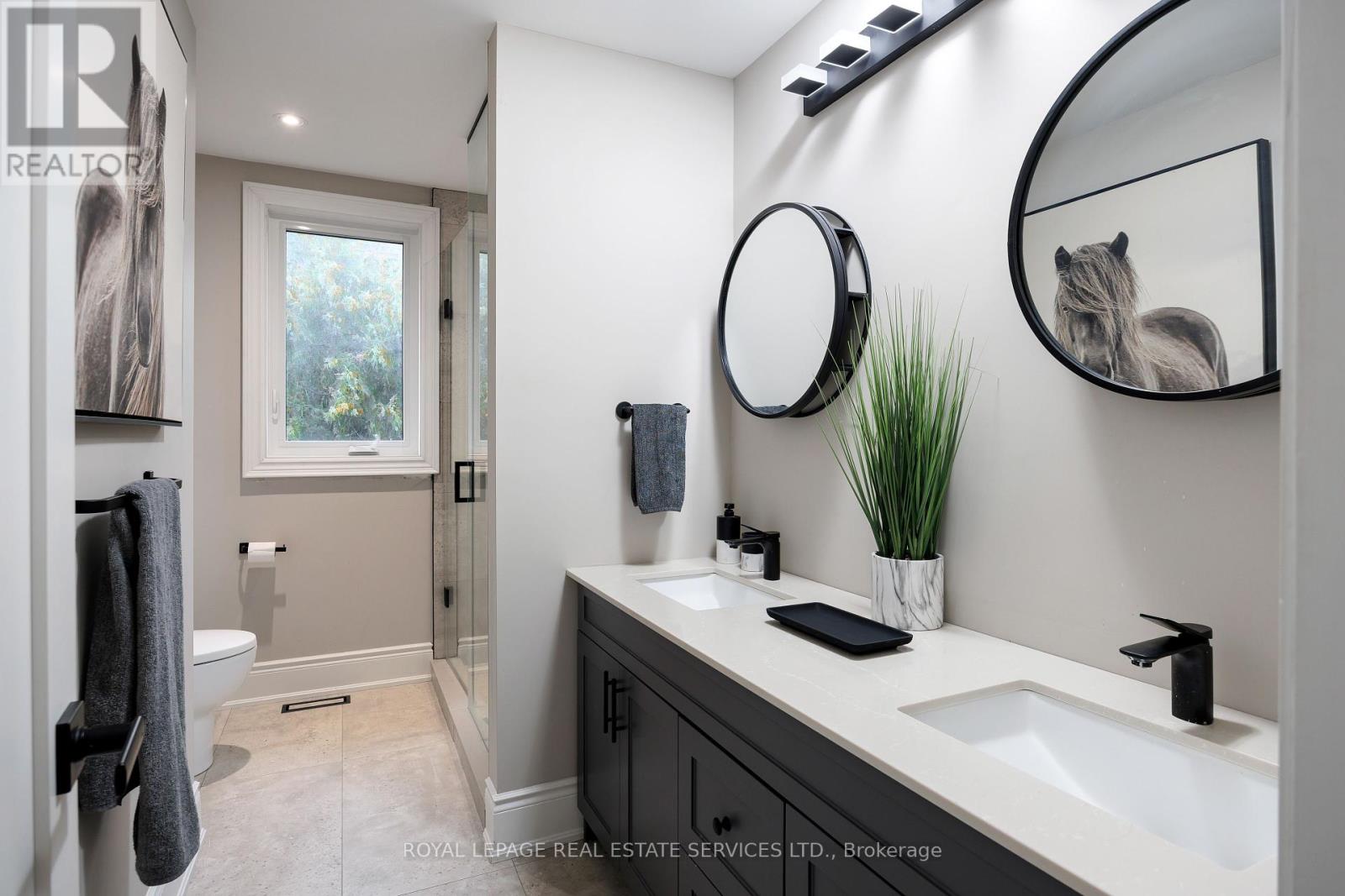 1483 The Links Drive, Oakville (Ga Glen Abbey), Ontario  L6M 2P2 - Photo 31 - W12382073