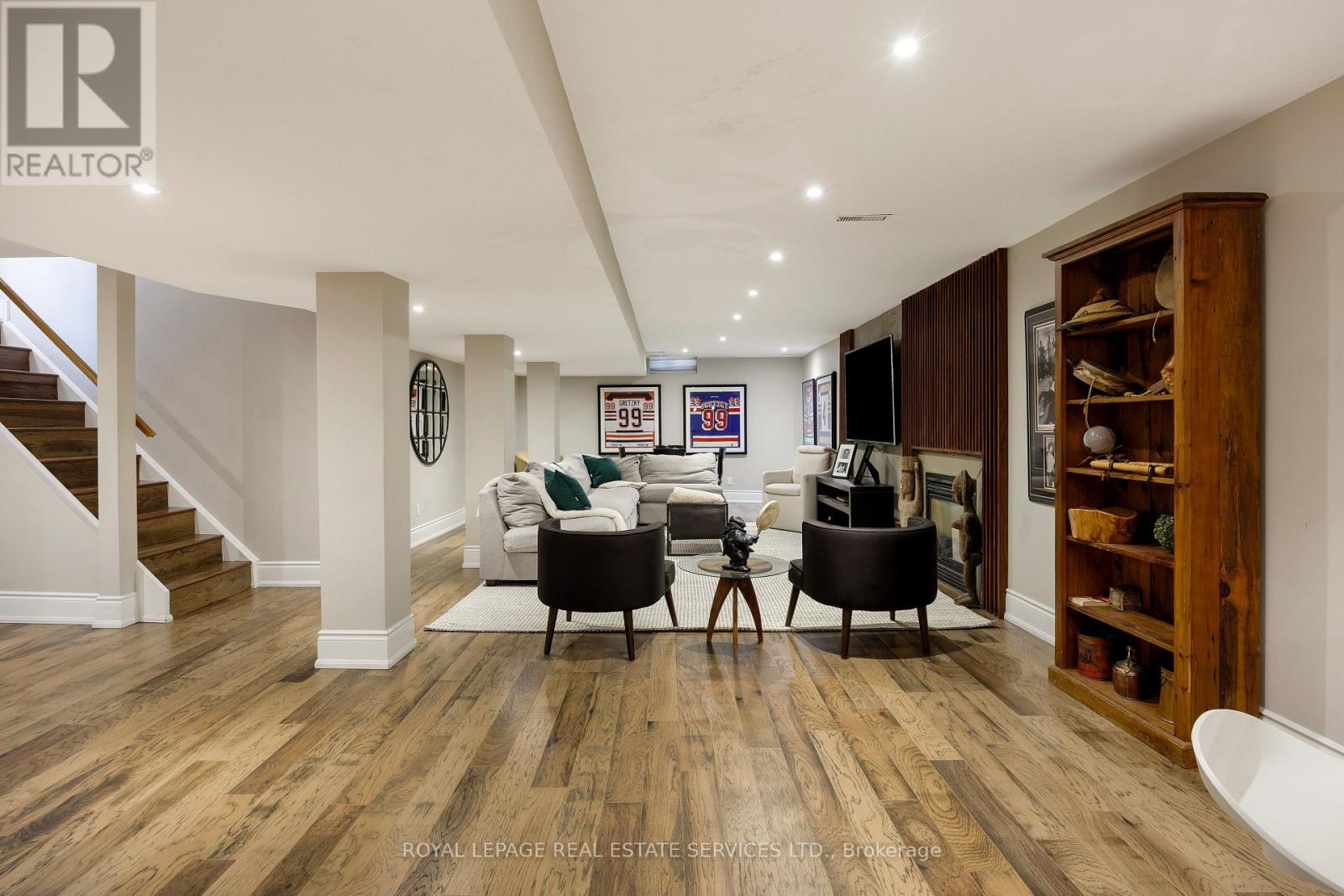 1483 The Links Drive, Oakville (Ga Glen Abbey), Ontario  L6M 2P2 - Photo 35 - W12382073