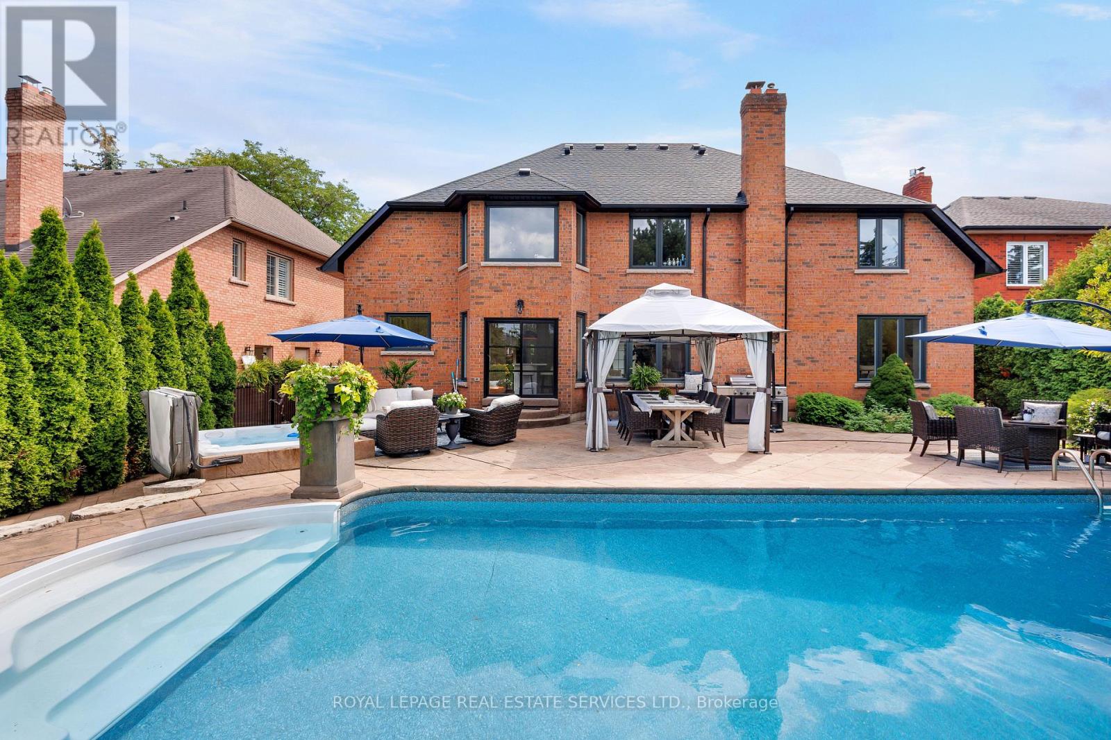 1483 The Links Drive, Oakville (Ga Glen Abbey), Ontario  L6M 2P2 - Photo 42 - W12382073
