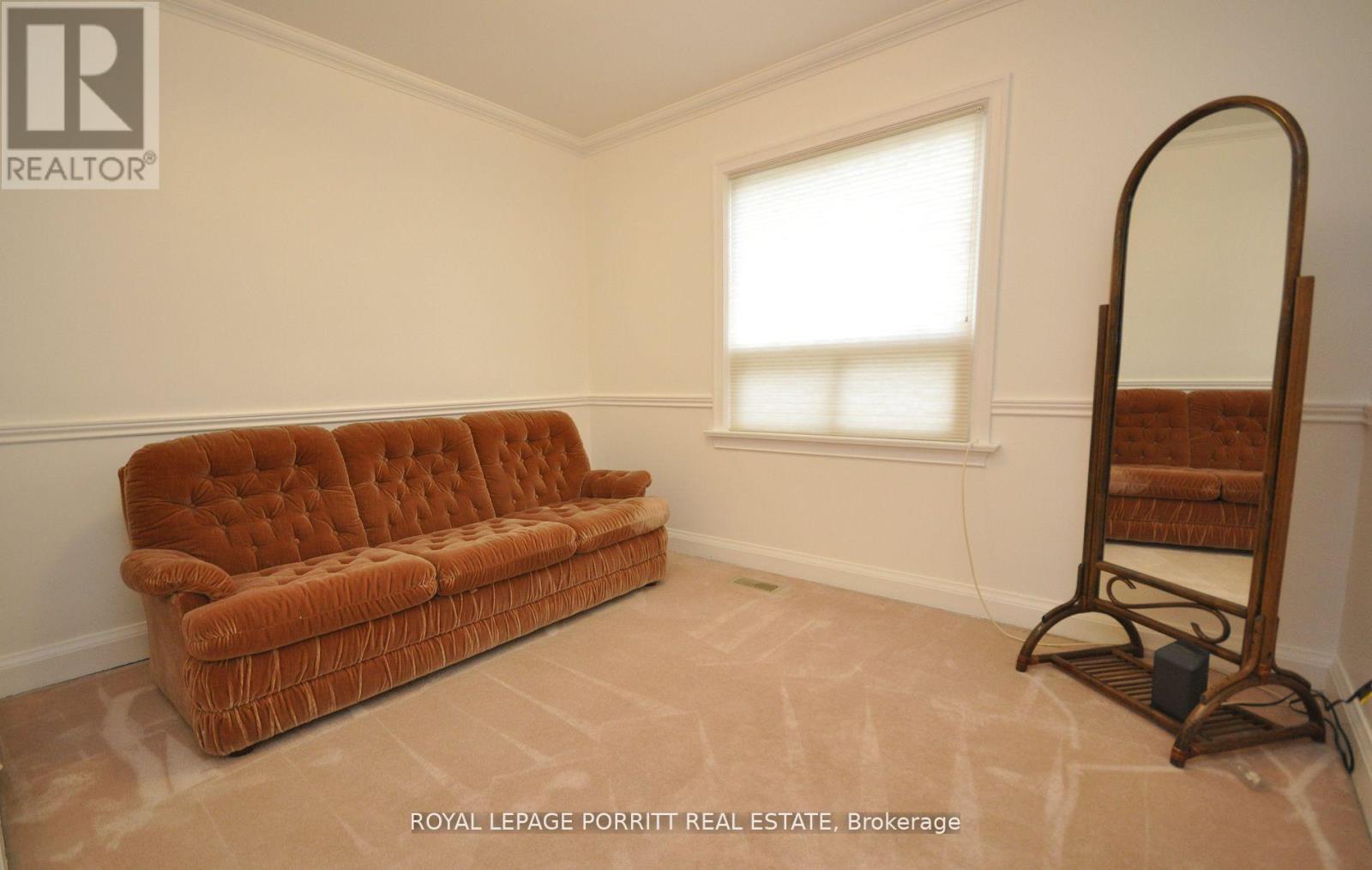 42 Ecker Drive, Toronto, Ontario  M8W 2P4 - Photo 9 - W12382079