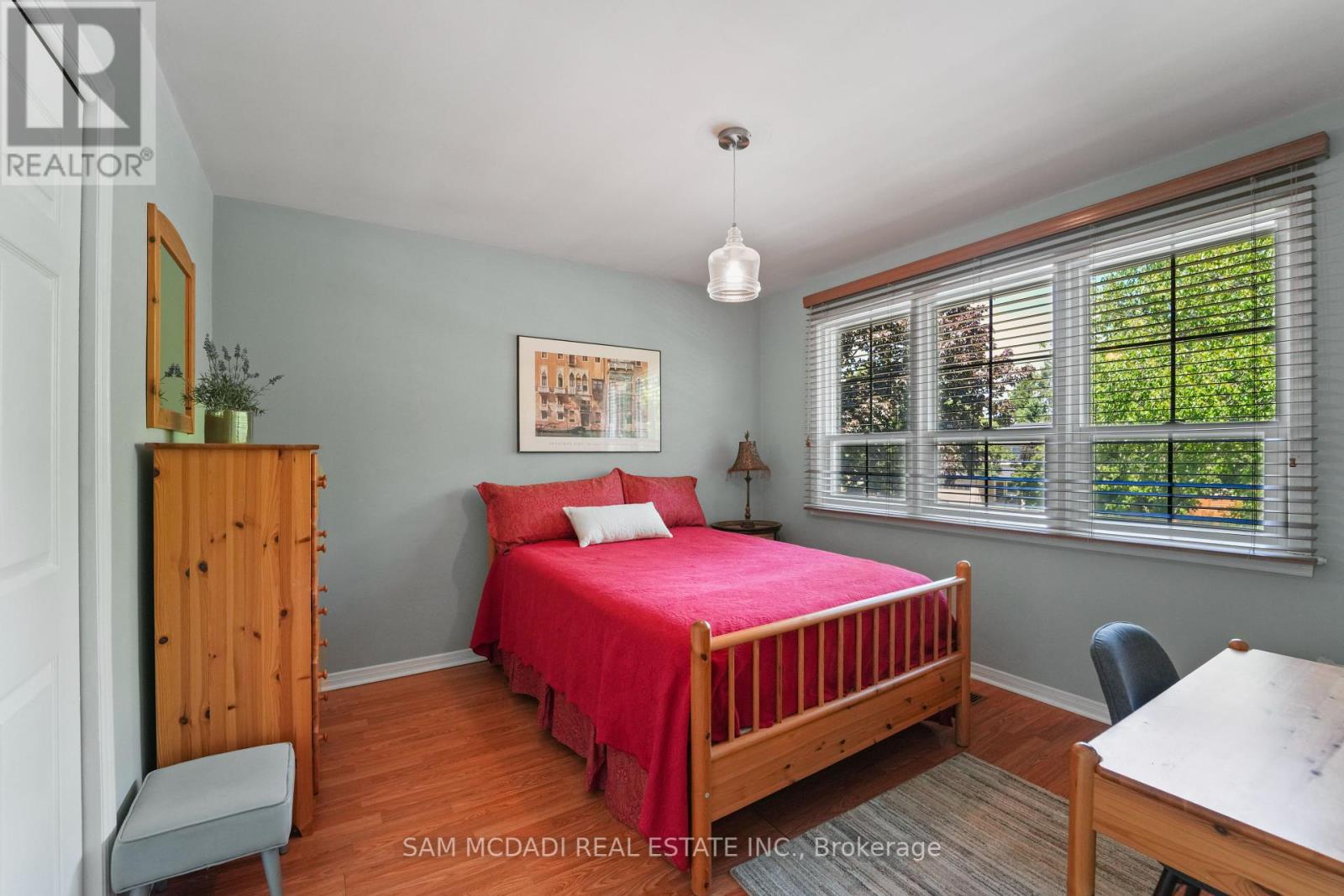 2032 Shannon Drive, Mississauga, Ontario  L5H 3W3 - Photo 29 - W12382085