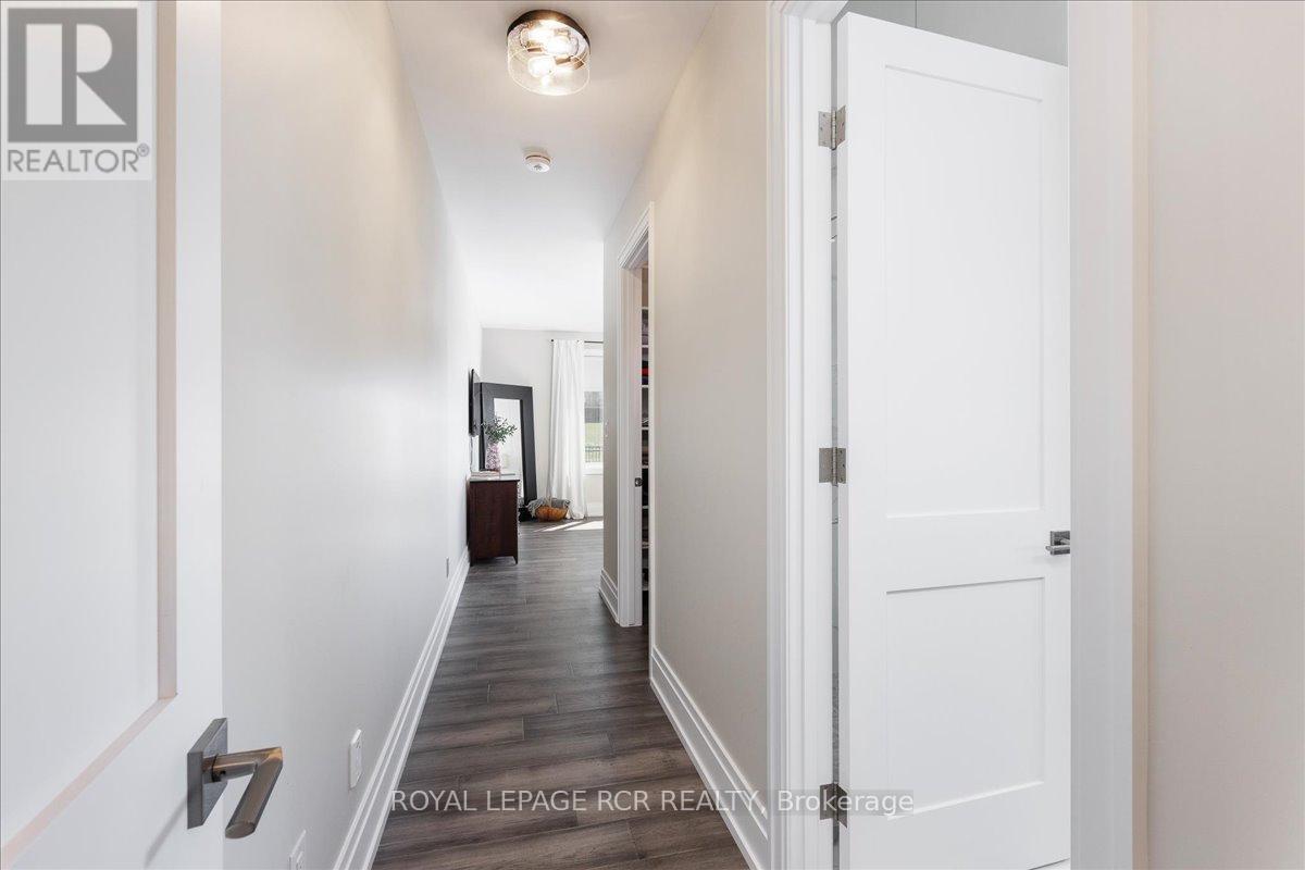 3 Nipigon Street, Kawartha Lakes (Verulam), Ontario  K0M 1N0 - Photo 18 - X12381940