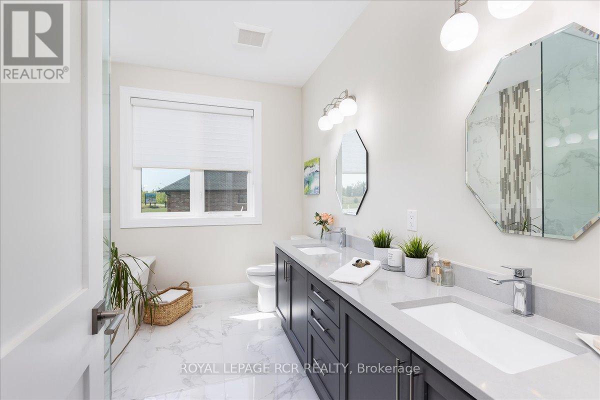 3 Nipigon Street, Kawartha Lakes (Verulam), Ontario  K0M 1N0 - Photo 22 - X12381940