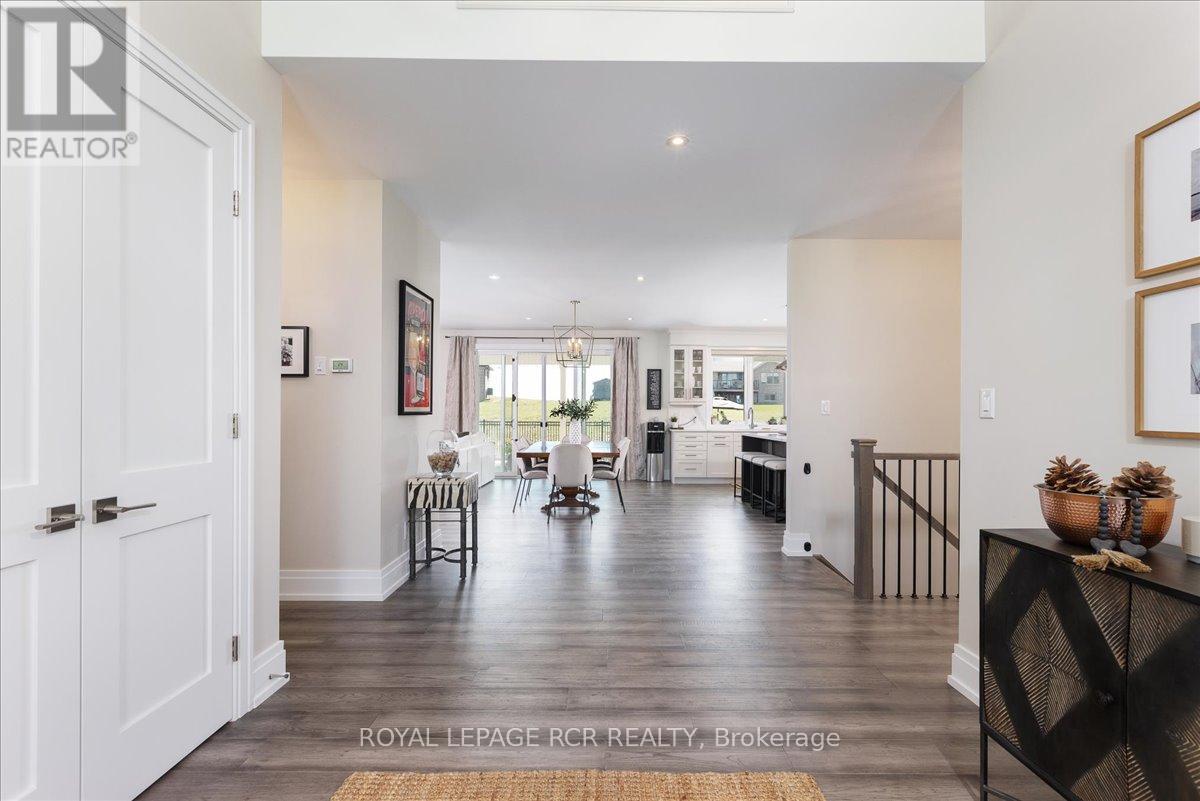 3 Nipigon Street, Kawartha Lakes (Verulam), Ontario  K0M 1N0 - Photo 7 - X12381940