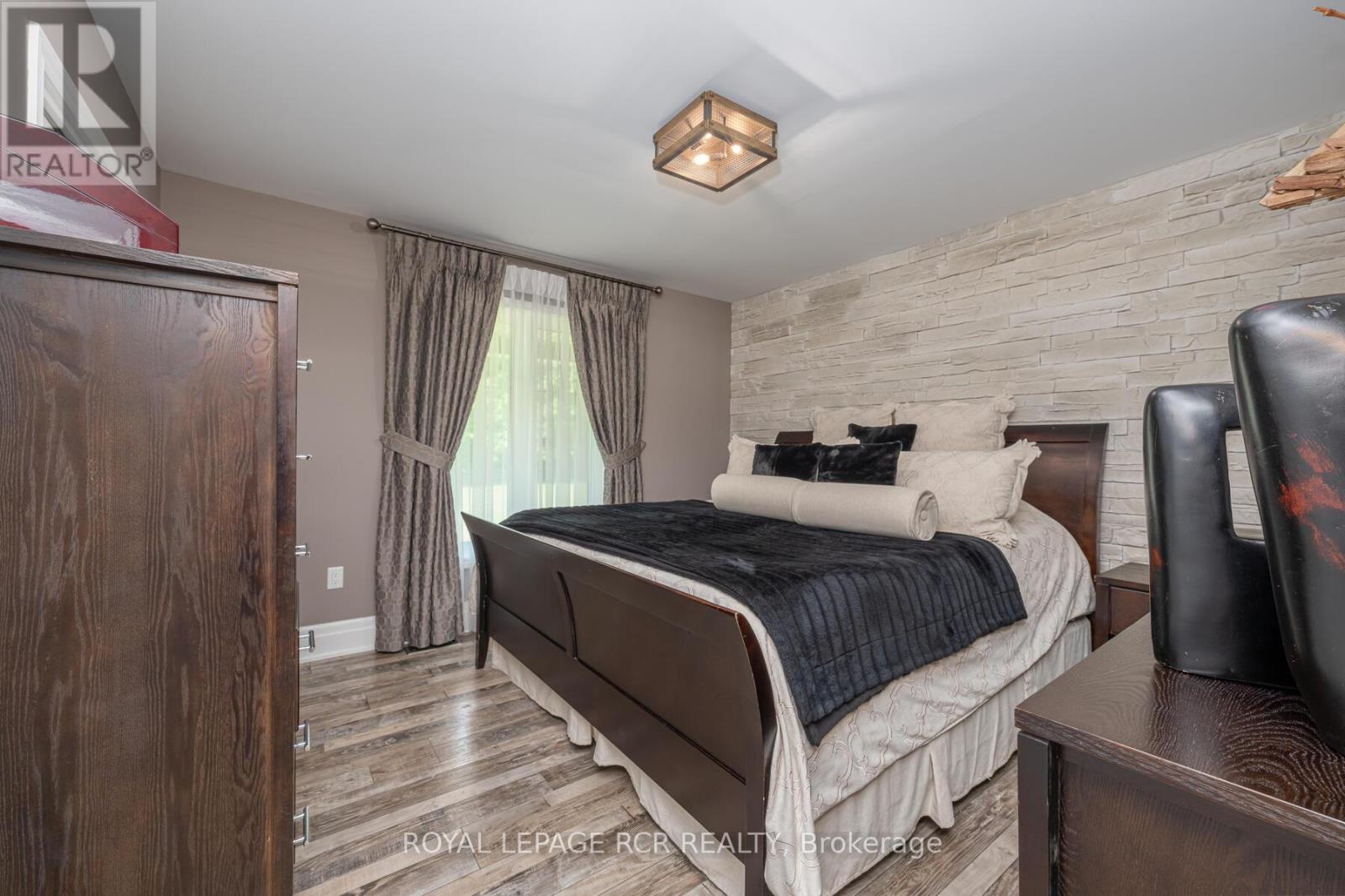 4987 Fourth Line, Erin, Ontario  L7J 2L8 - Photo 45 - X12382046