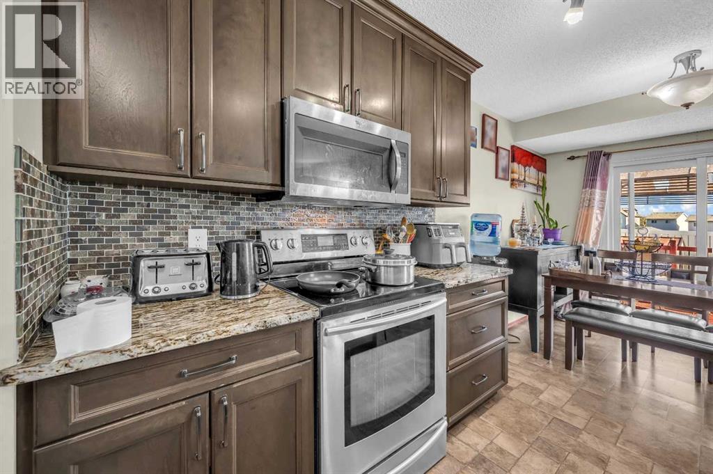 117 Douglas Ridge Circle Se, Calgary, Alberta  T2Z 3C2 - Photo 11 - A2253824