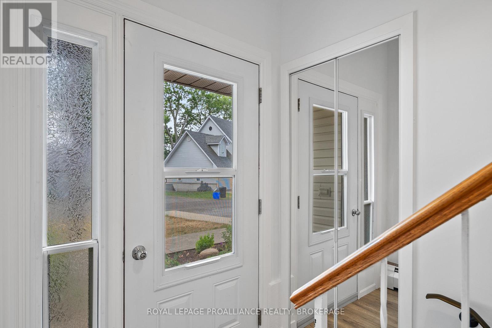 157 Unger Island Road, Greater Napanee, Ontario  K7R 3L1 - Photo 4 - X12345285