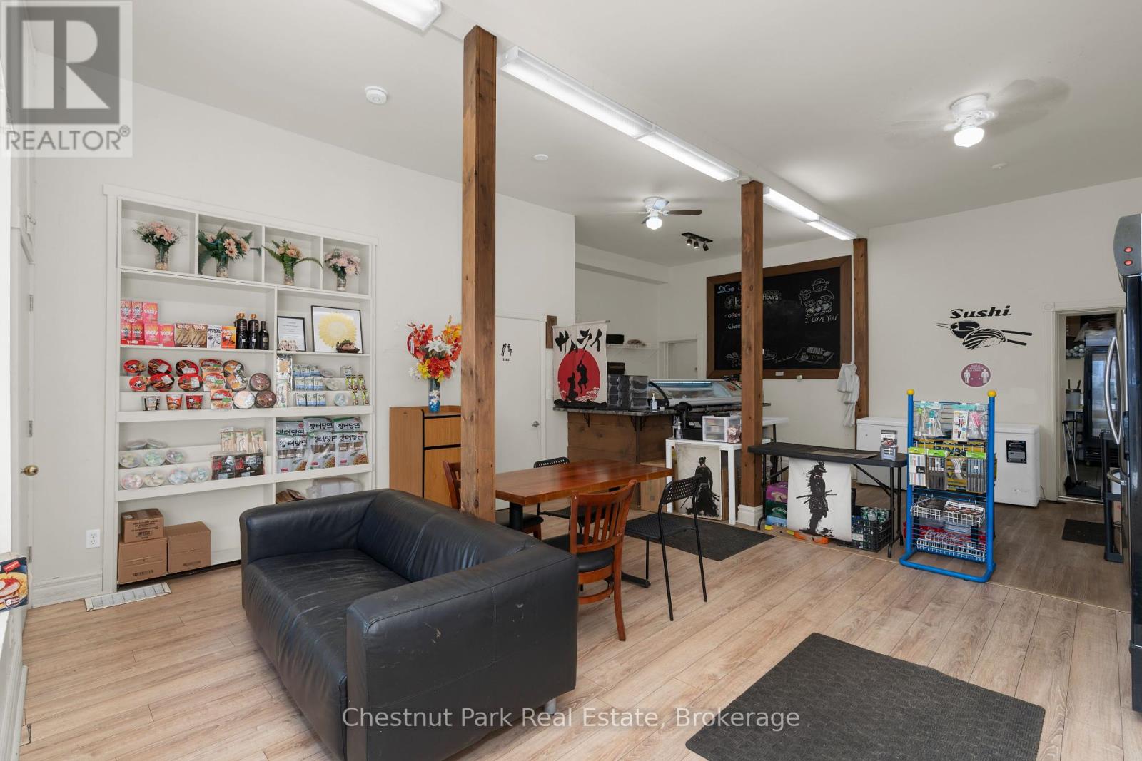 16 Trowbridge Street W, Meaford, Ontario  N4L 1N2 - Photo 27 - X12382170