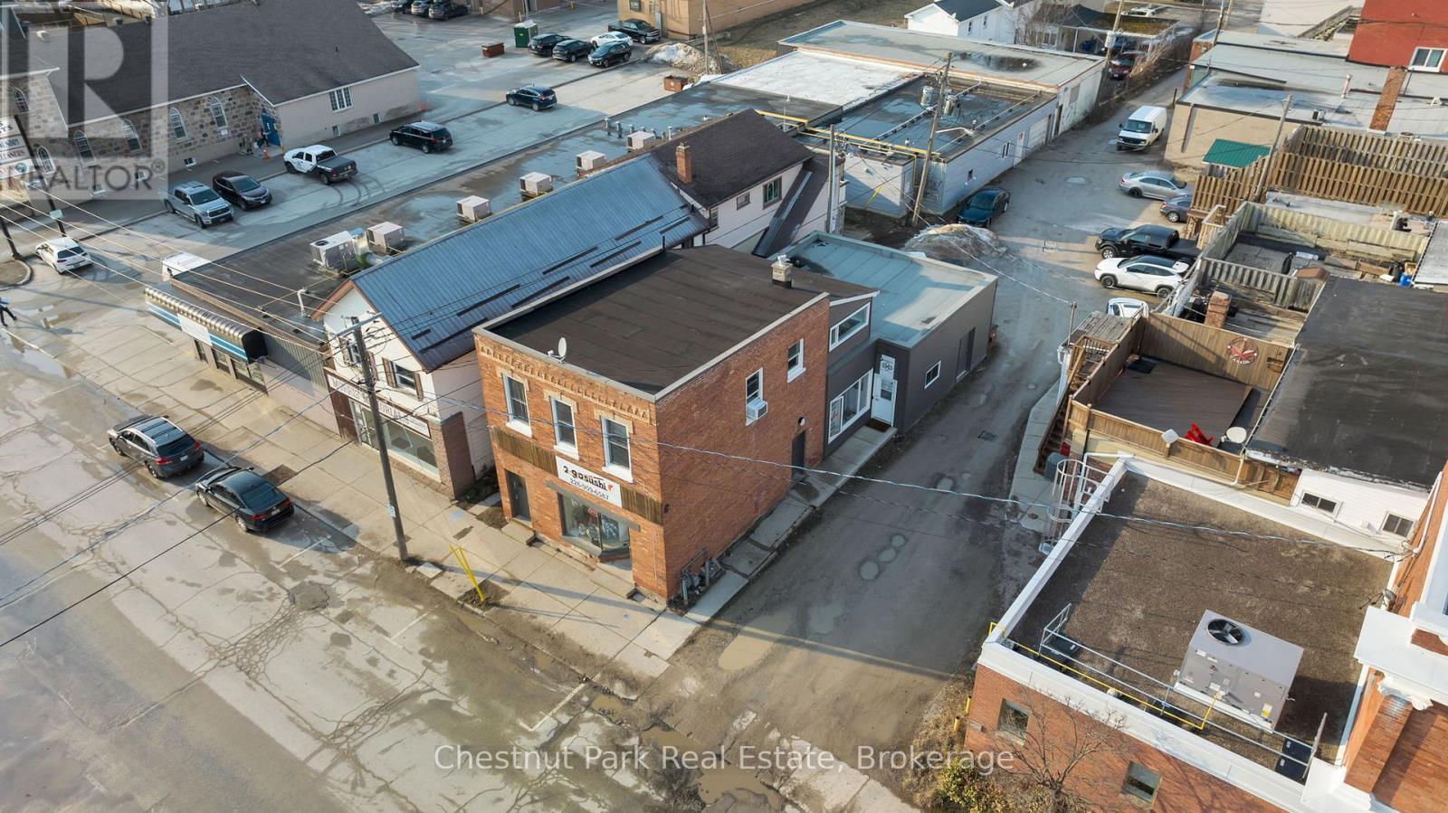 16 Trowbridge Street W, Meaford, Ontario  N4L 1N2 - Photo 4 - X12382170