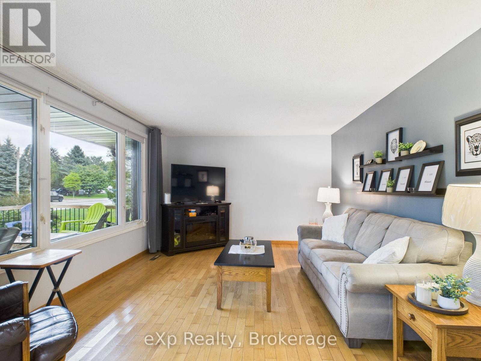22 Main Street, Kincardine, Ontario  N0G 2T0 - Photo 13 - X12382237