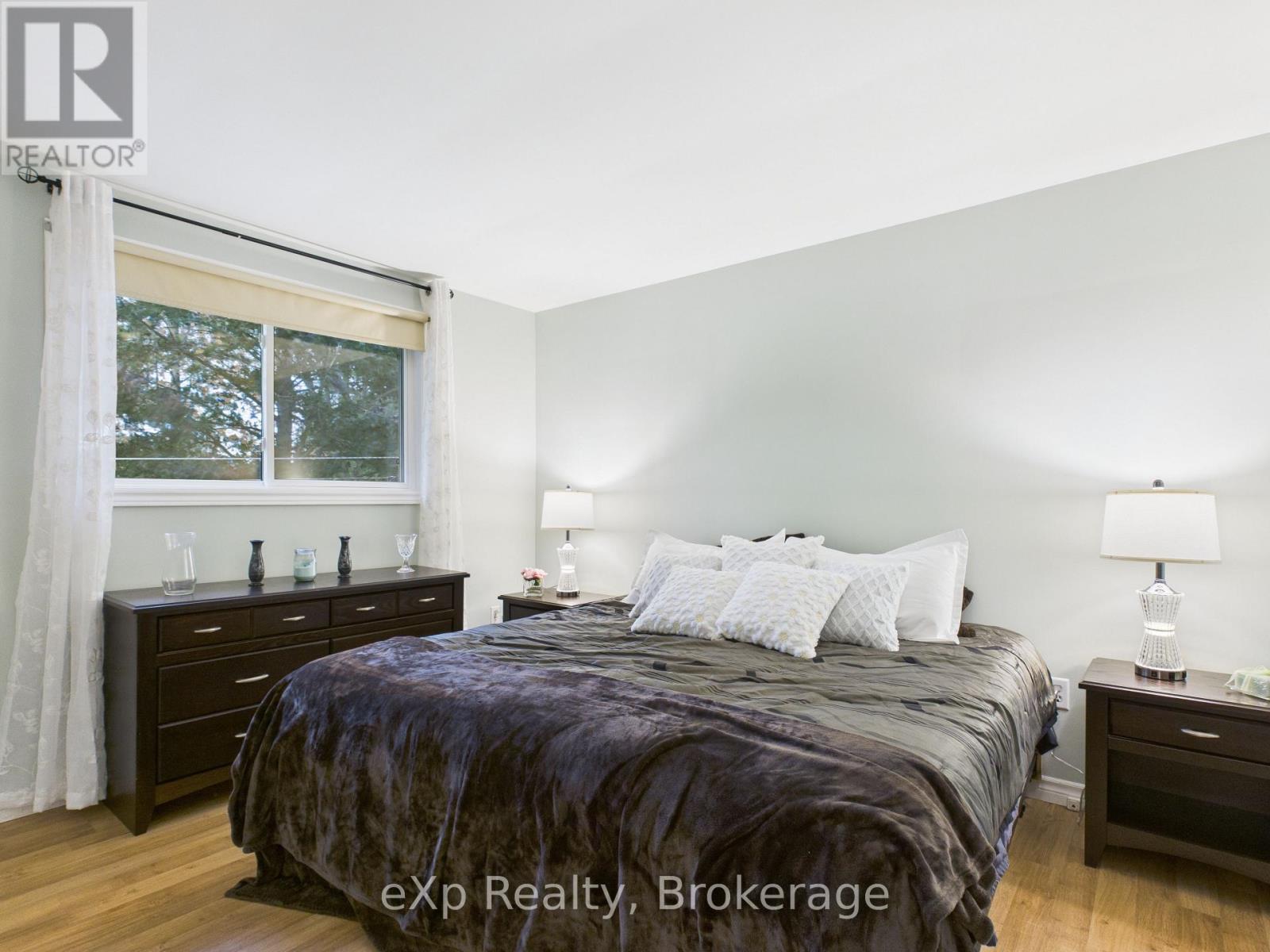 22 Main Street, Kincardine, Ontario  N0G 2T0 - Photo 15 - X12382237
