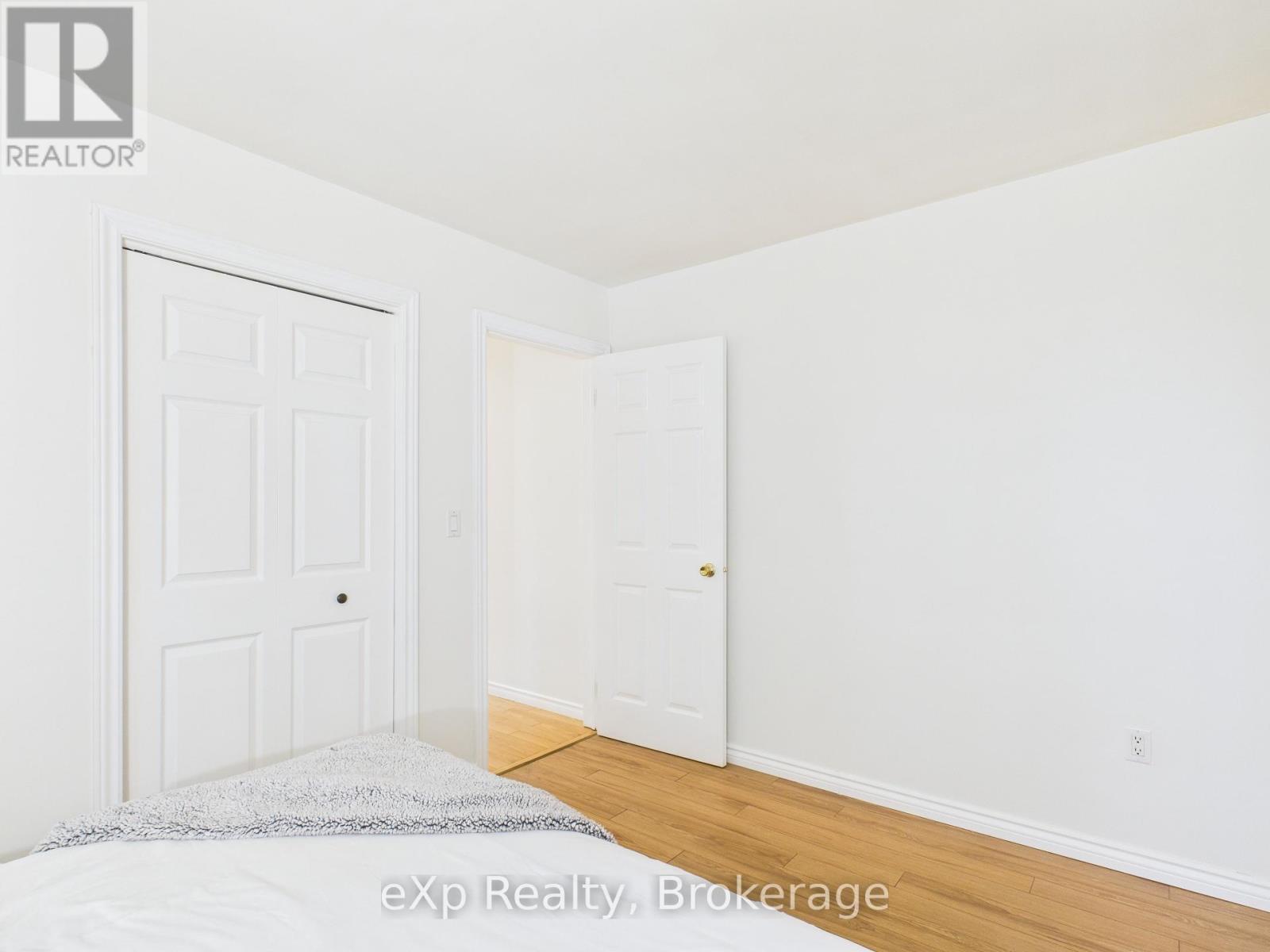 22 Main Street, Kincardine, Ontario  N0G 2T0 - Photo 18 - X12382237