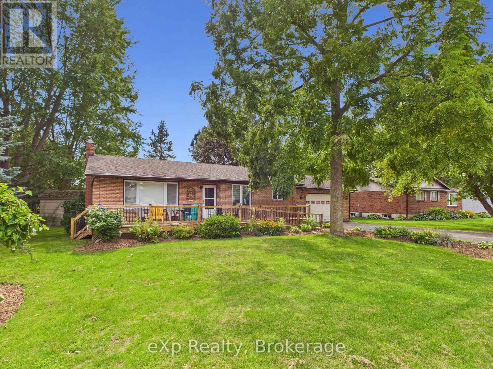 22 Main Street, Kincardine, Ontario  N0G 2T0 - Photo 2 - X12382237