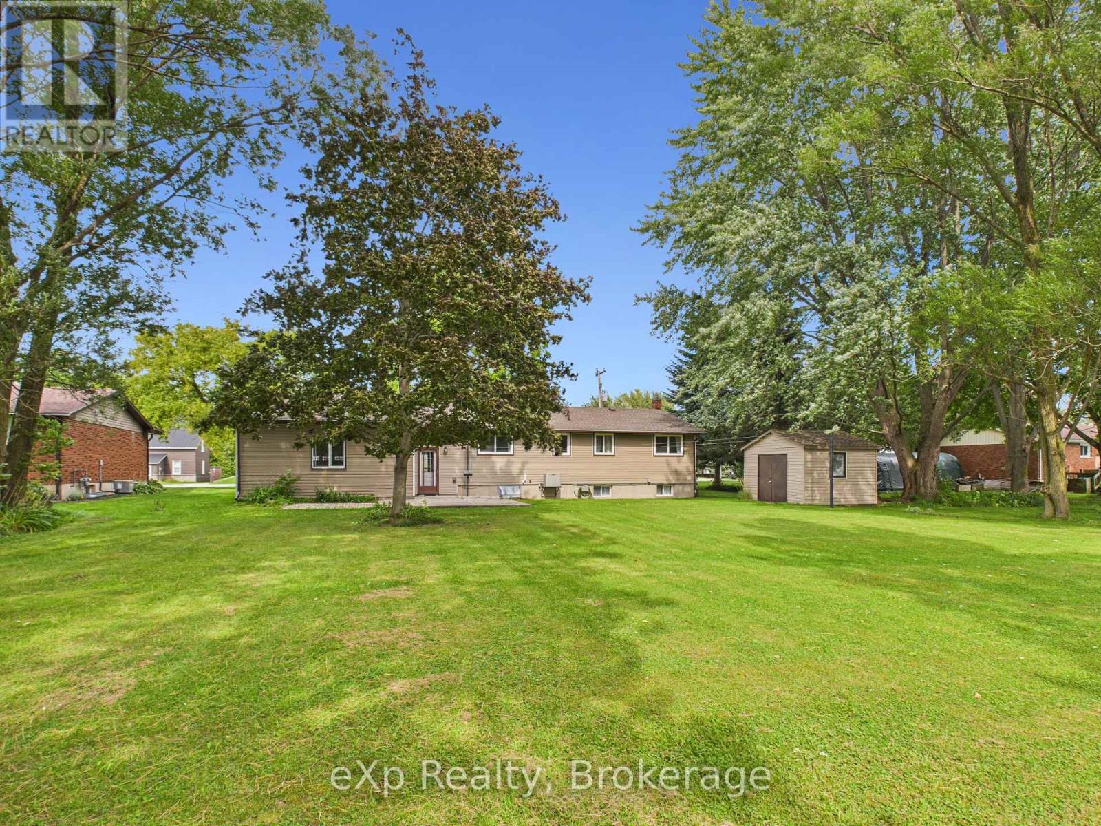 22 Main Street, Kincardine, Ontario  N0G 2T0 - Photo 4 - X12382237