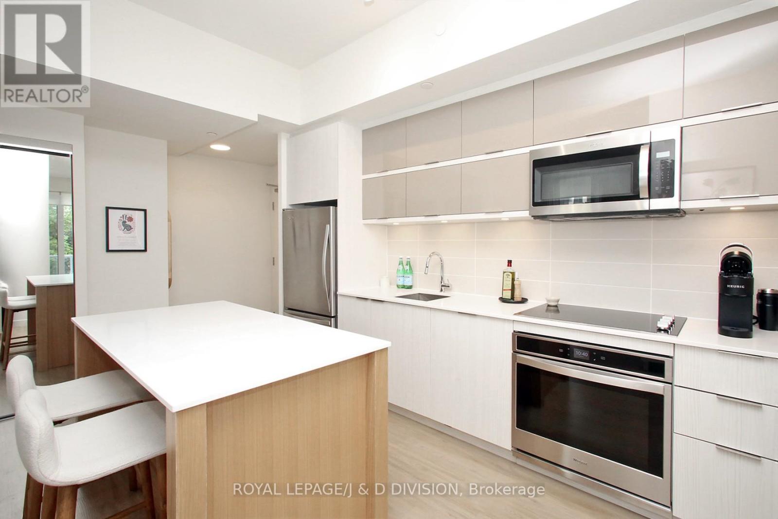305 - 10 Deerlick Court, Toronto (Parkwoods-Donalda), Ontario  M3A 0A7 - Photo 12 - C12382113
