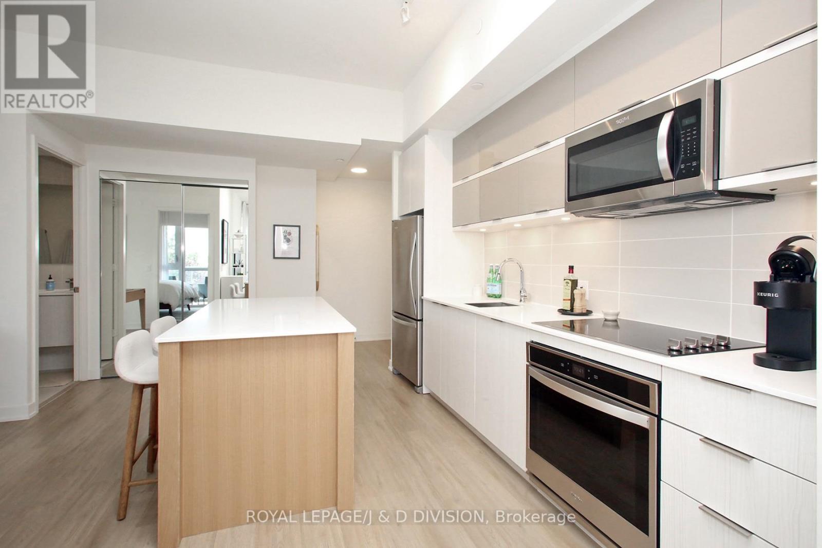 305 - 10 Deerlick Court, Toronto (Parkwoods-Donalda), Ontario  M3A 0A7 - Photo 13 - C12382113