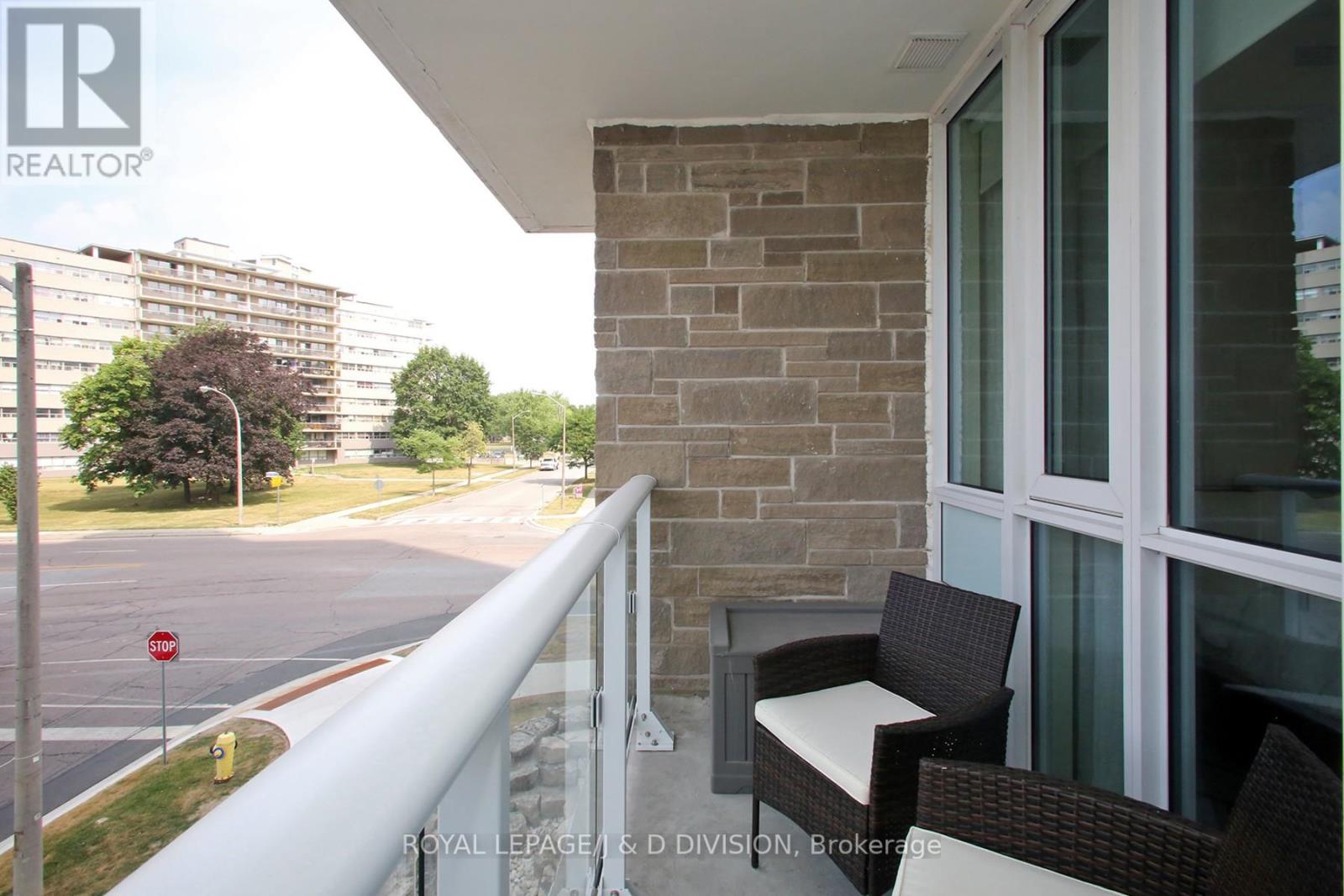 305 - 10 Deerlick Court, Toronto (Parkwoods-Donalda), Ontario  M3A 0A7 - Photo 20 - C12382113