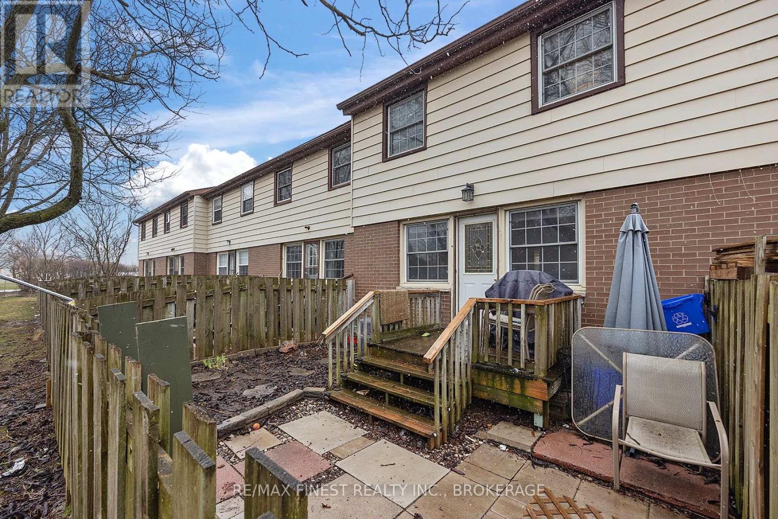 5 - 136 Notch Hill Road, Kingston, Ontario  K7M 2X1 - Photo 39 - X12382182
