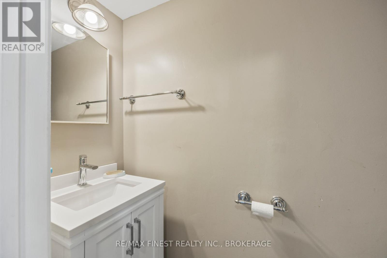 5 - 136 Notch Hill Road, Kingston, Ontario  K7M 2X1 - Photo 8 - X12382182