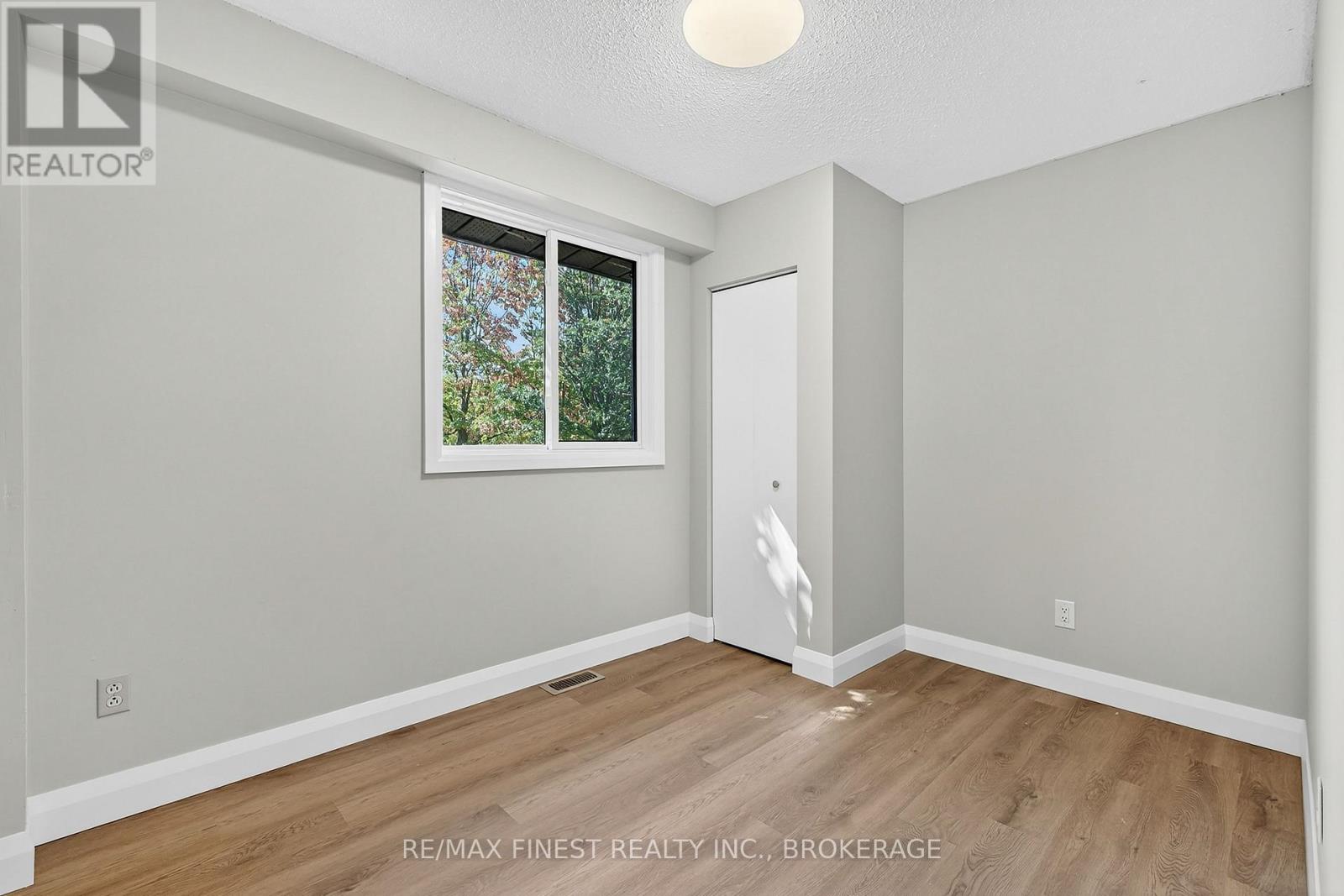 3 Foster Street, Kingston (Central City West), Ontario  K7M 6L2 - Photo 12 - X12382210