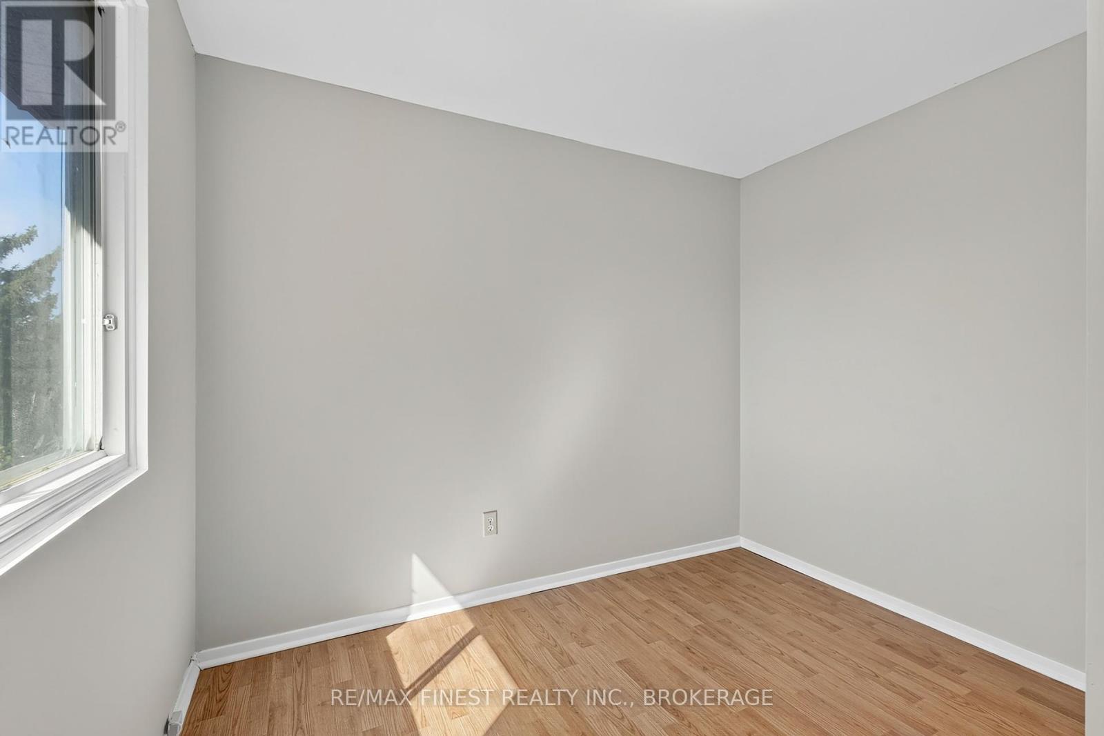 3 Foster Street, Kingston (Central City West), Ontario  K7M 6L2 - Photo 19 - X12382210