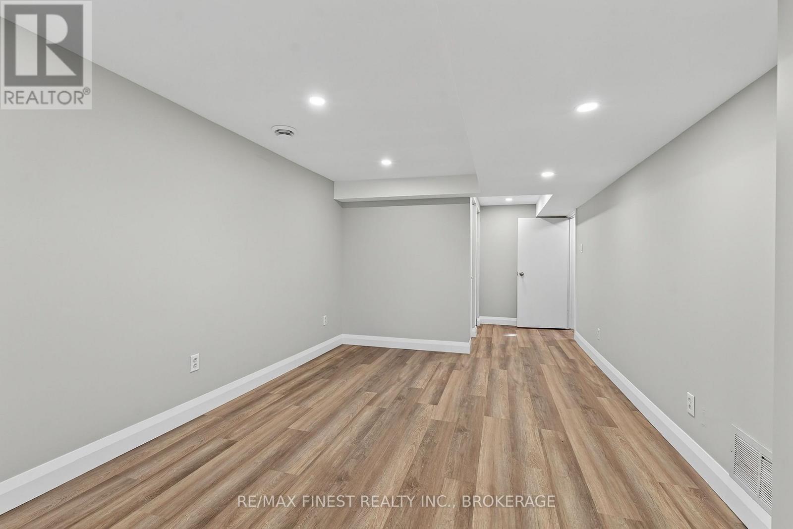3 Foster Street, Kingston (Central City West), Ontario  K7M 6L2 - Photo 22 - X12382210