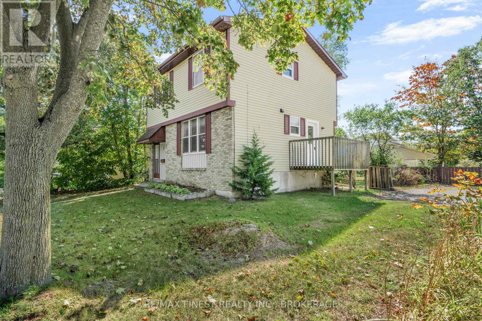 3 Foster Street, Kingston (Central City West), Ontario  K7M 6L2 - Photo 25 - X12382210