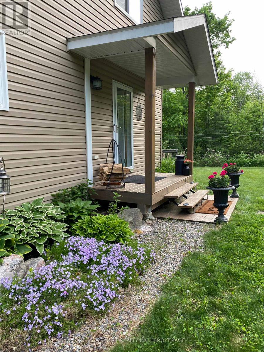 1602 Baker Valley Road, Frontenac (Frontenac Centre), Ontario  K0H 1B0 - Photo 4 - X12382266