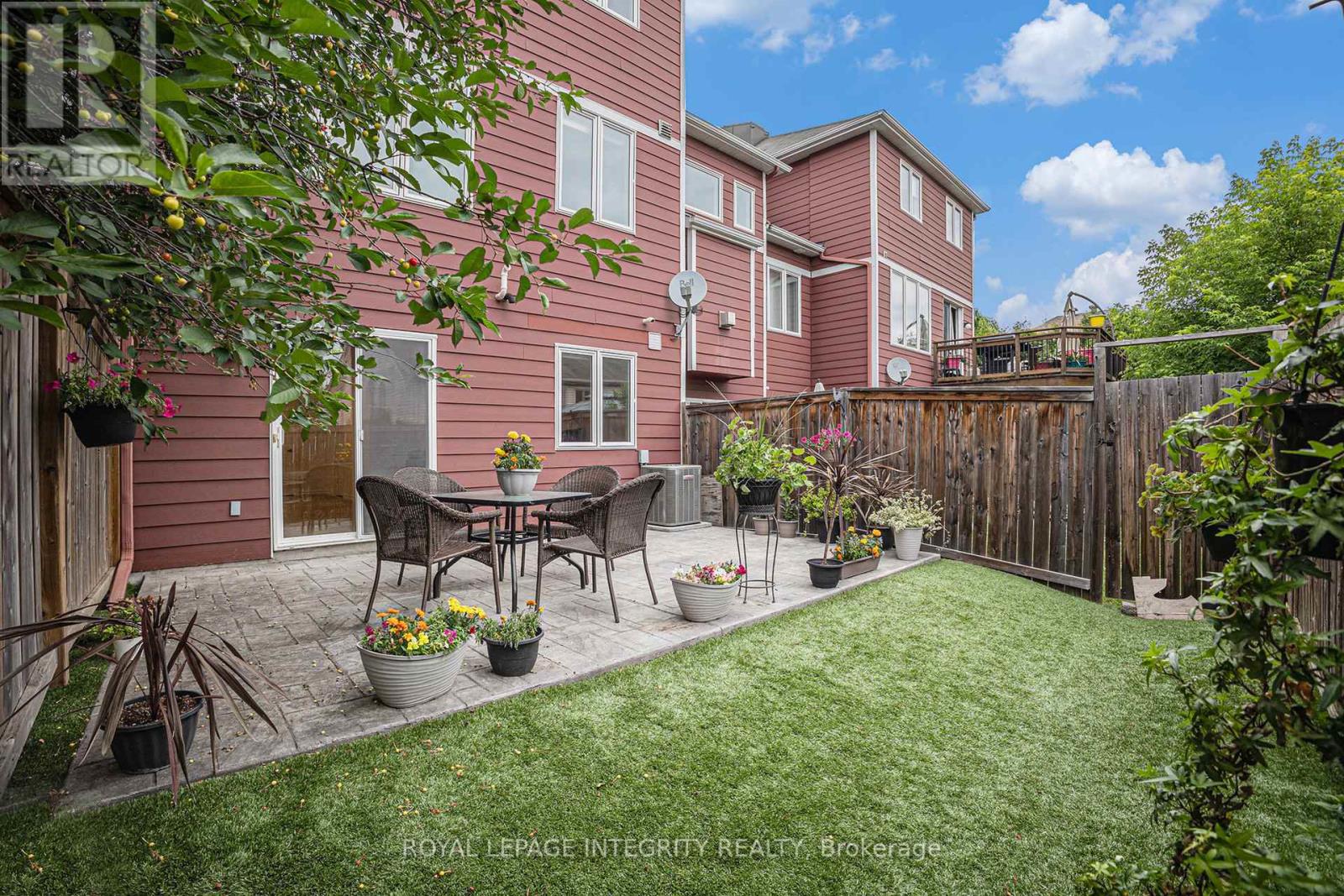 85 Evelyn Powers Private, Ottawa, Ontario  K2S 0E1 - Photo 28 - X12382204