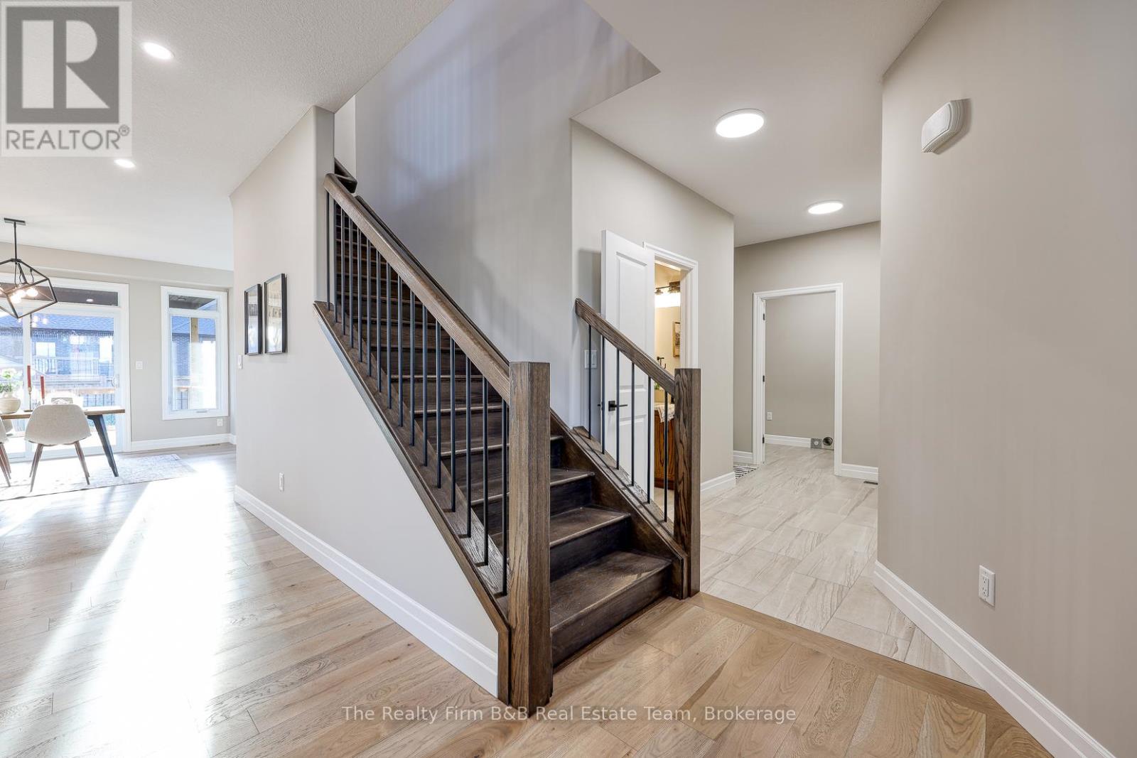 100 Graydon Drive, South-West Oxford, Ontario  N0J 1N0 - Photo 11 - X12382305