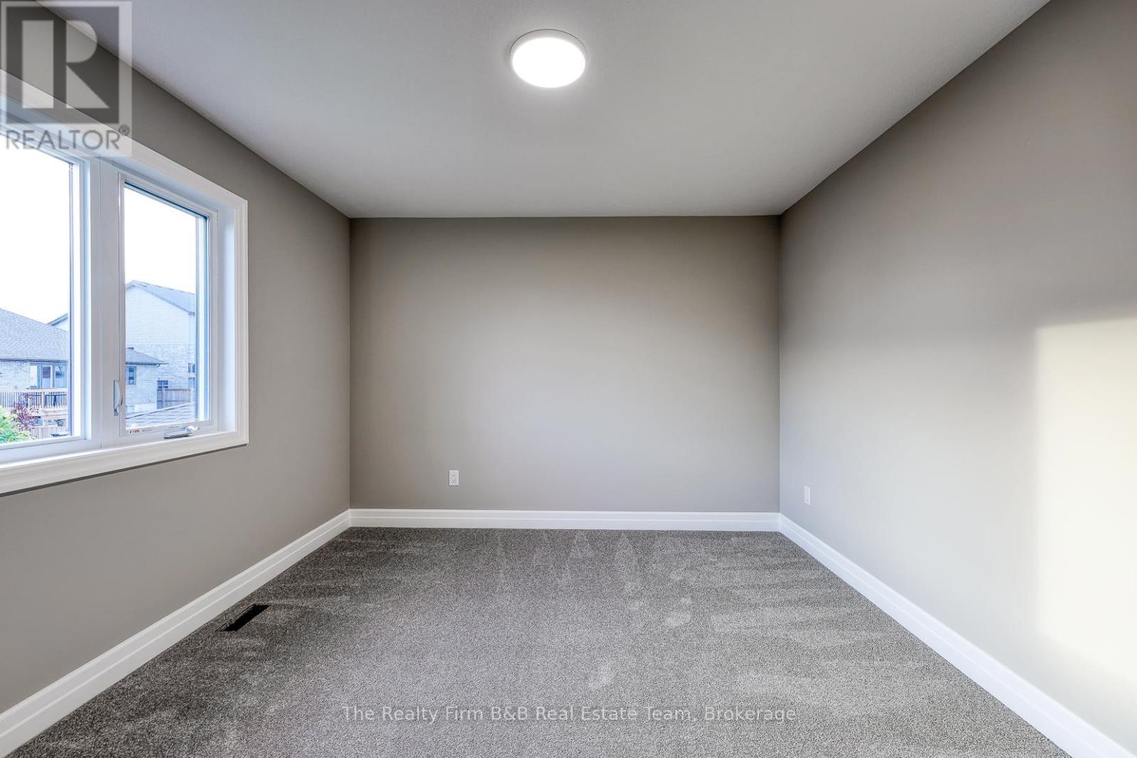 100 Graydon Drive, South-West Oxford, Ontario  N0J 1N0 - Photo 30 - X12382305