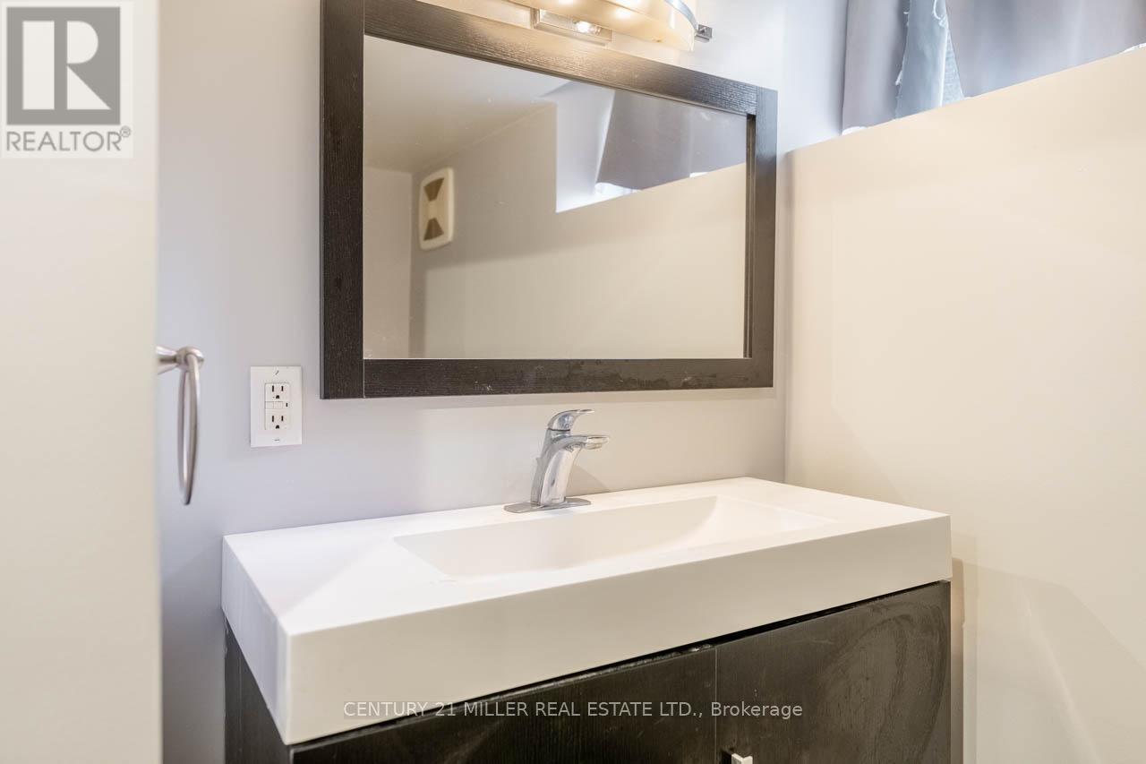 334 Freelton Road, Hamilton, Ontario  N0B 2J0 - Photo 20 - X12229127