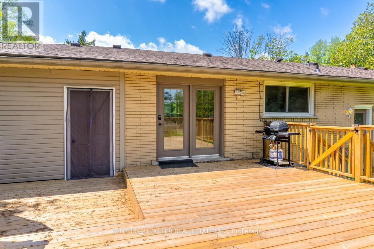 334 Freelton Road, Hamilton, Ontario  N0B 2J0 - Photo 21 - X12229127