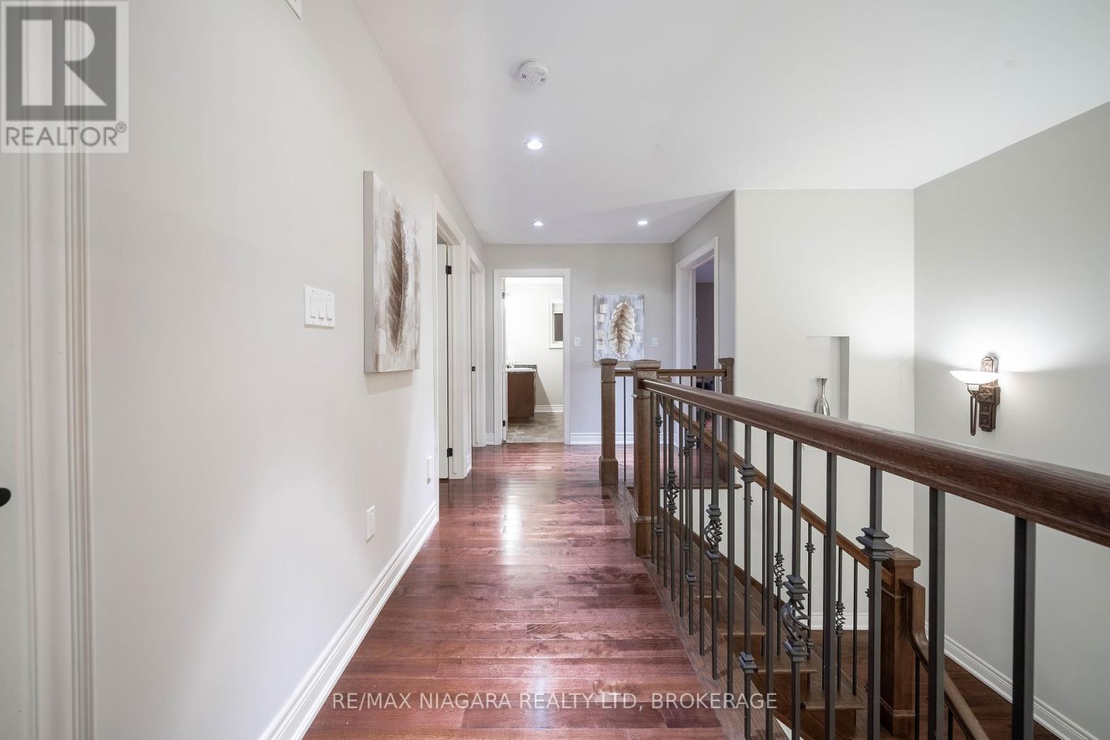 9128 Tapestry Court, Niagara Falls, Ontario  L2H 0E2 - Photo 35 - X12382201