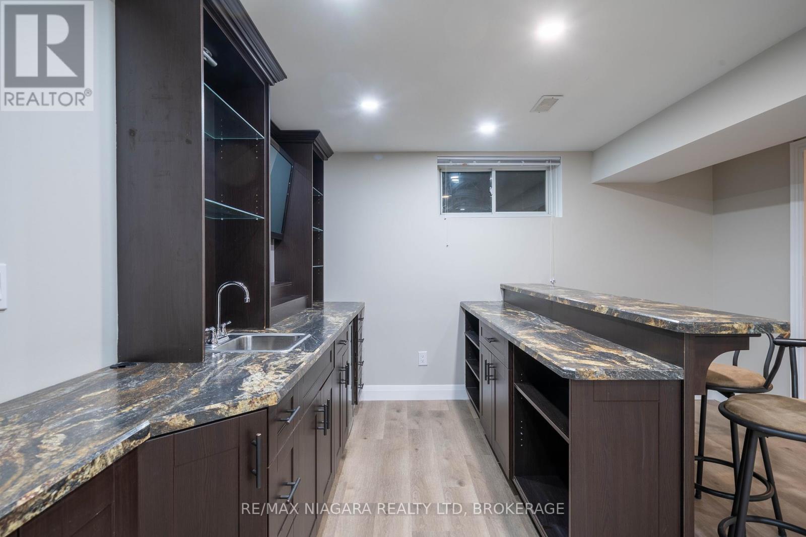 9128 Tapestry Court, Niagara Falls, Ontario  L2H 0E2 - Photo 42 - X12382201