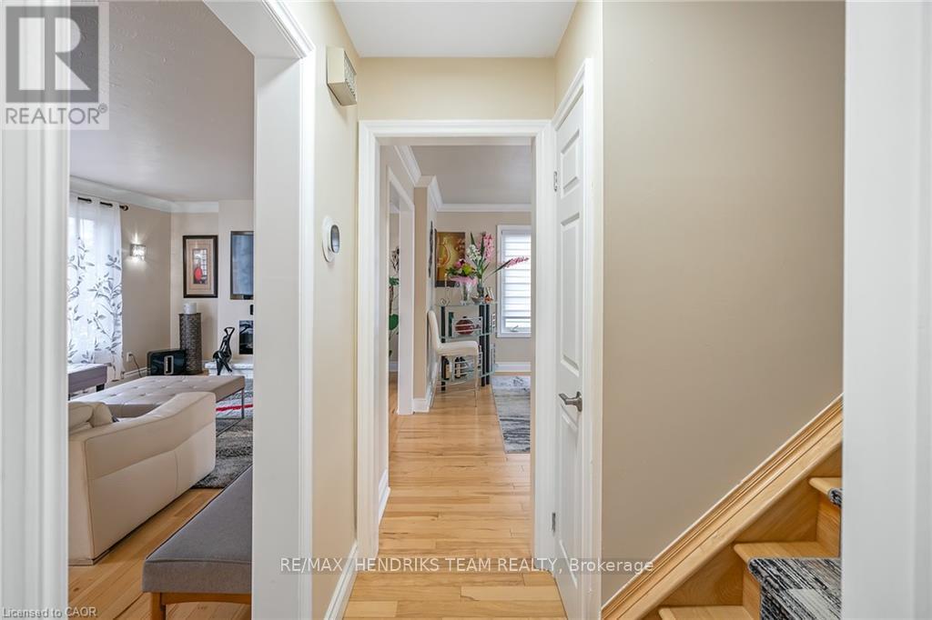 415 Riverside Drive, Welland, Ontario  L3C 5E8 - Photo 15 - X12382211