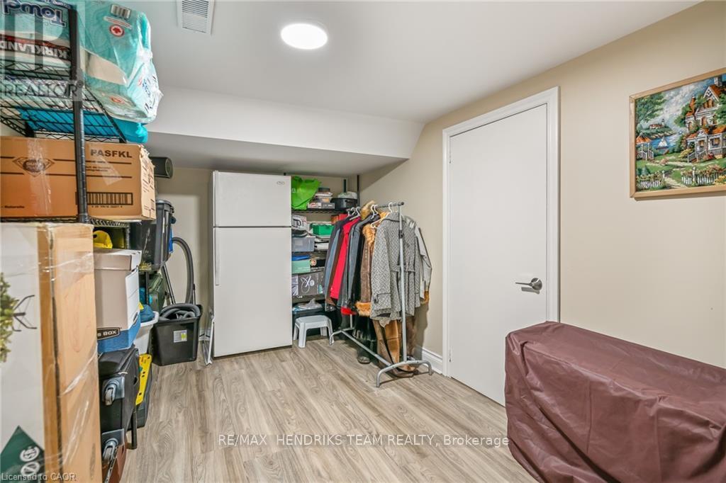 415 Riverside Drive, Welland, Ontario  L3C 5E8 - Photo 29 - X12382211