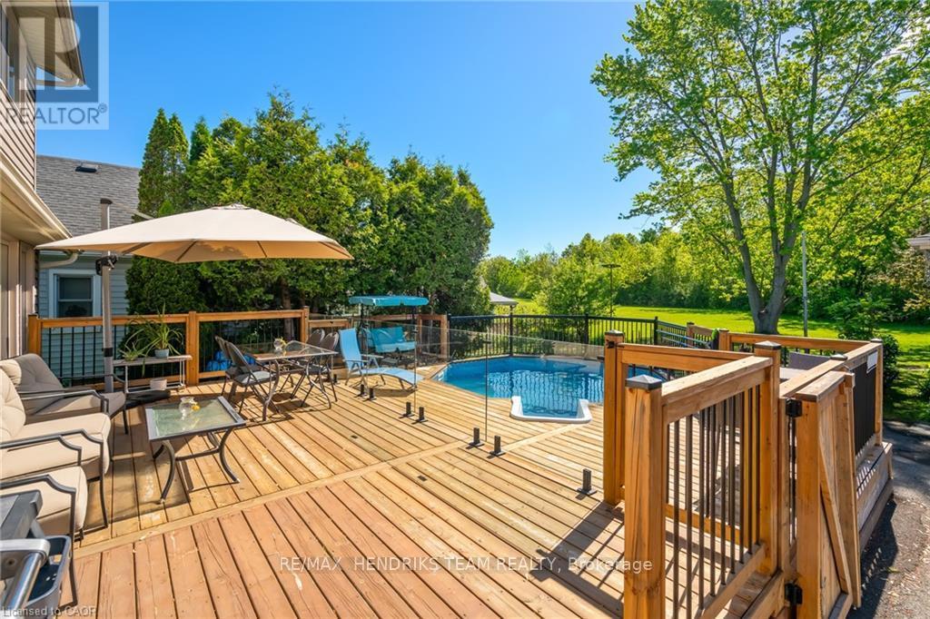 415 Riverside Drive, Welland, Ontario  L3C 5E8 - Photo 34 - X12382211