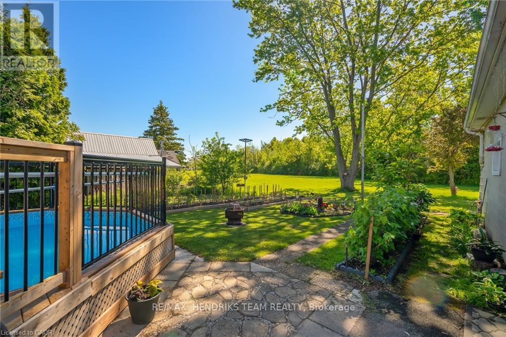 415 Riverside Drive, Welland, Ontario  L3C 5E8 - Photo 37 - X12382211