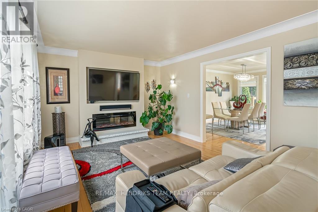 415 Riverside Drive, Welland, Ontario  L3C 5E8 - Photo 7 - X12382211